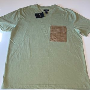 NEW men’s forever 21 shirt